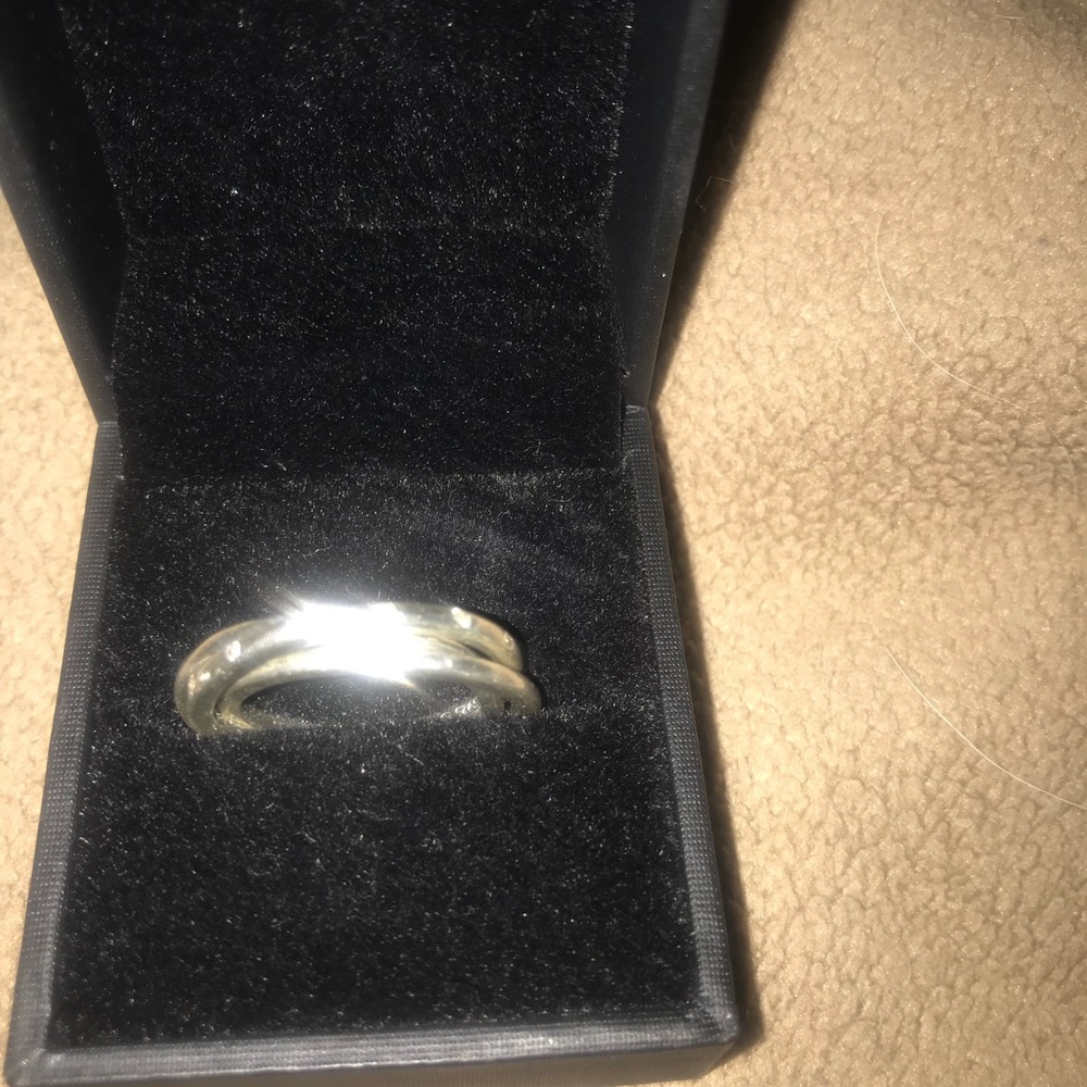 3 interlocking silver rings - Picture 2 of 4